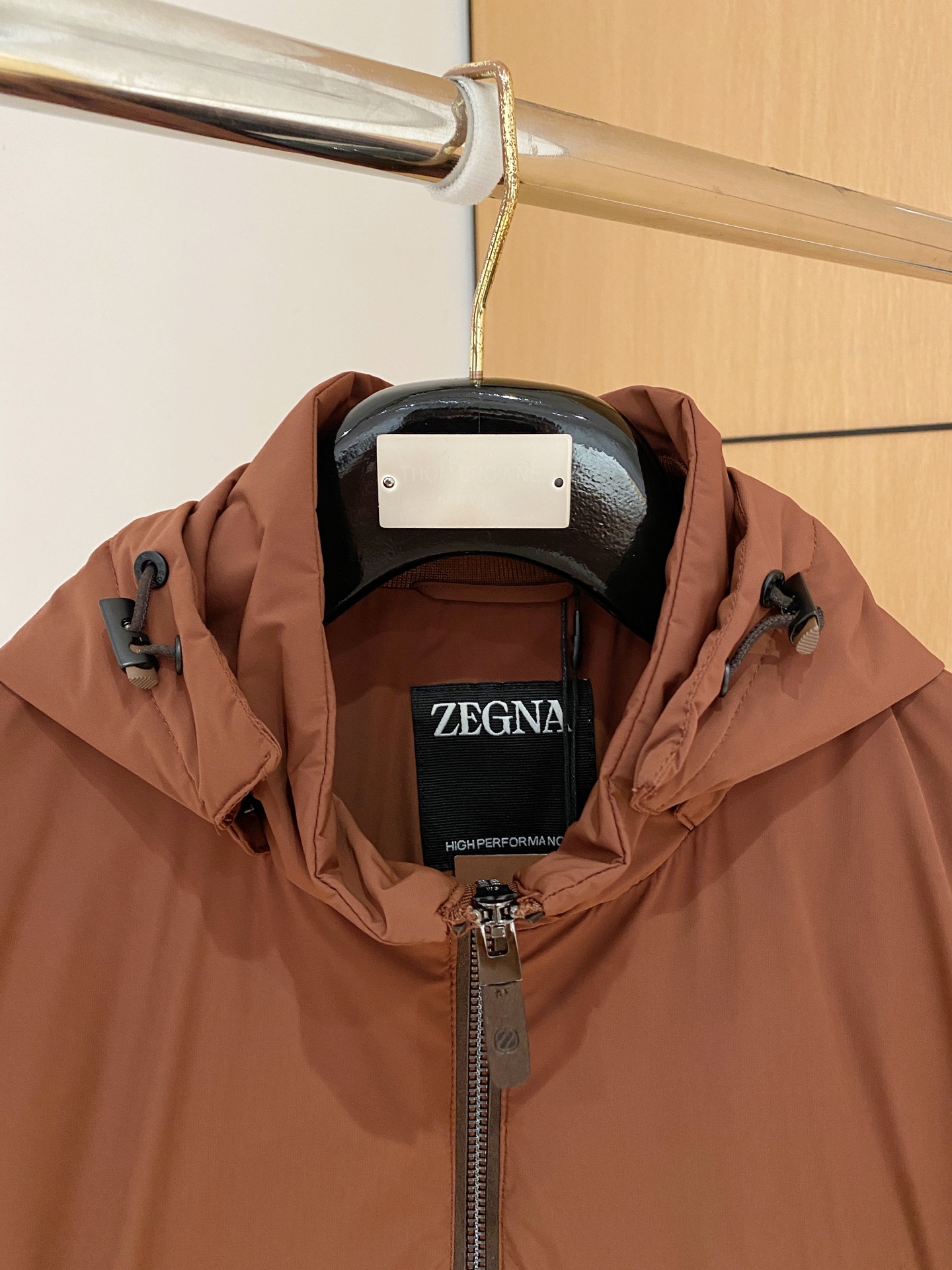 顶级品质>（羽绒系列)专柜官网同步发售！辅料全部原版定制出品，贸易公司真品订单。高级定制进口面料，以天然