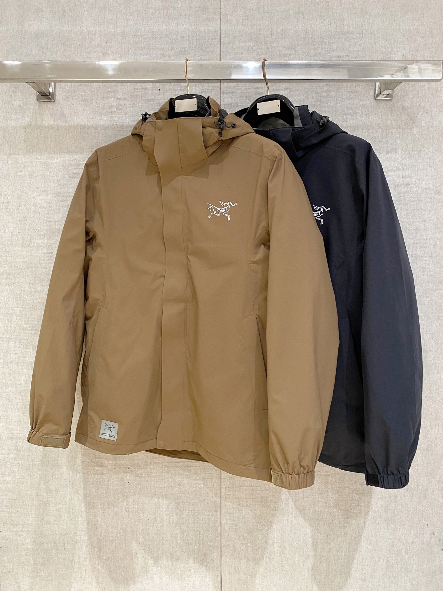 新款来袭 最高版本【始祖鸟】 三合一功能性户外性能 防风，防雨，90绒，ARCTERYX 始祖鸟硬壳顶级