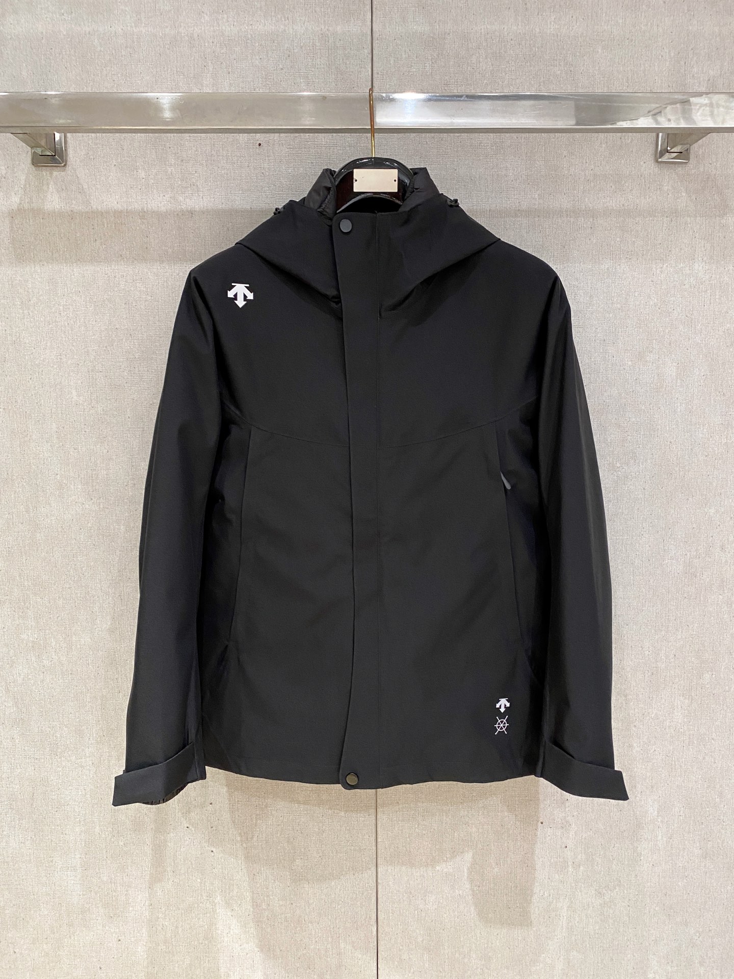 _dpn9stLduJrutl8vaGZ3w61ExDc79tSW5yspYaw