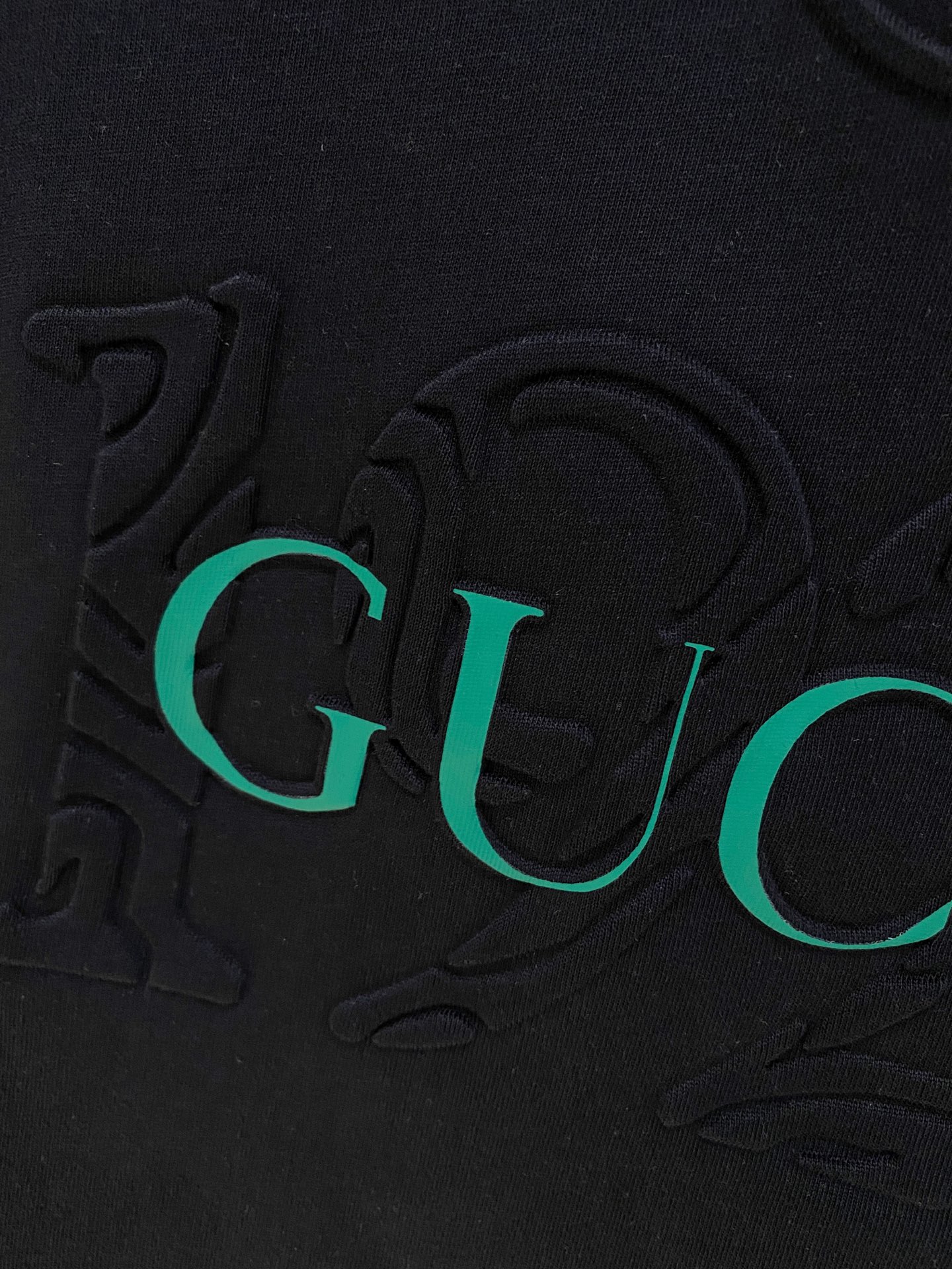 🌾退换# 古驰Gucci26春夏新品专柜首发最新款短袖圆领T恤 高端订制 设计前卫时尚！品牌logo重工