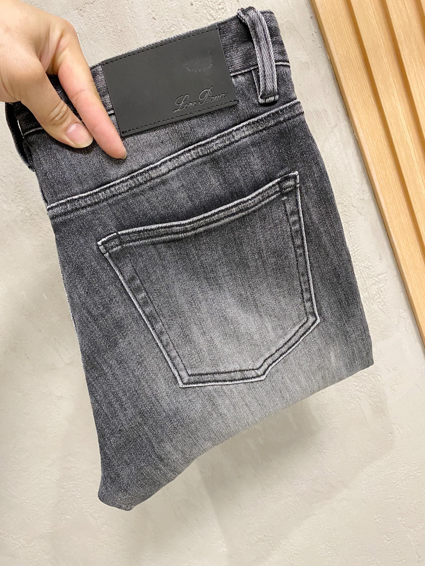 Loro piana# 26春夏原单男士时装休闲丹宁牛仔裤香港洋行渠道货，高端日本代工出品，重磅白金级臻