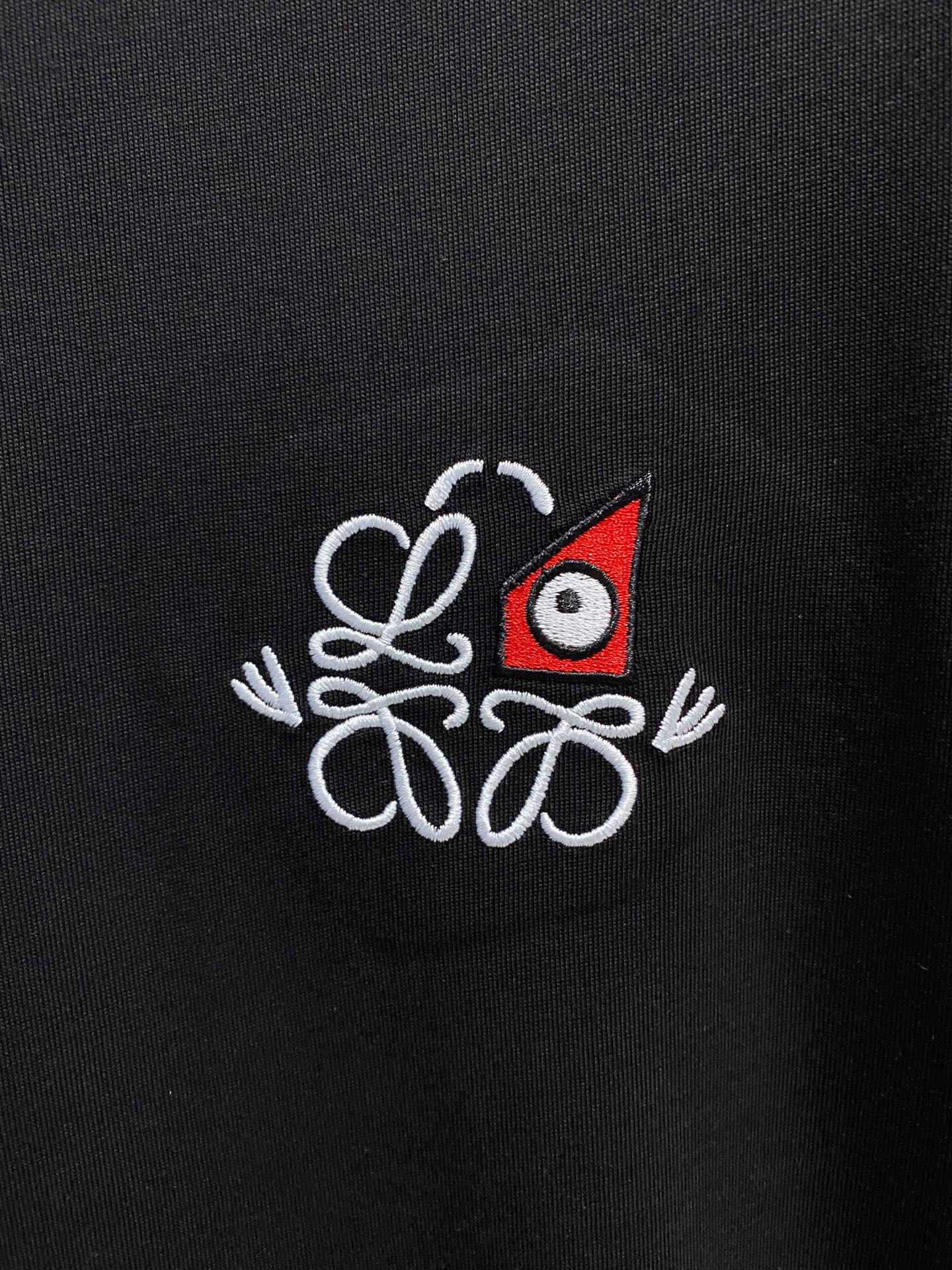 LOW罗意威2026ss夏季最新品，时尚休闲圆领短袖T恤，棉+索罗娜面料，舒适透气，顶级刺绣🪡工艺字母图