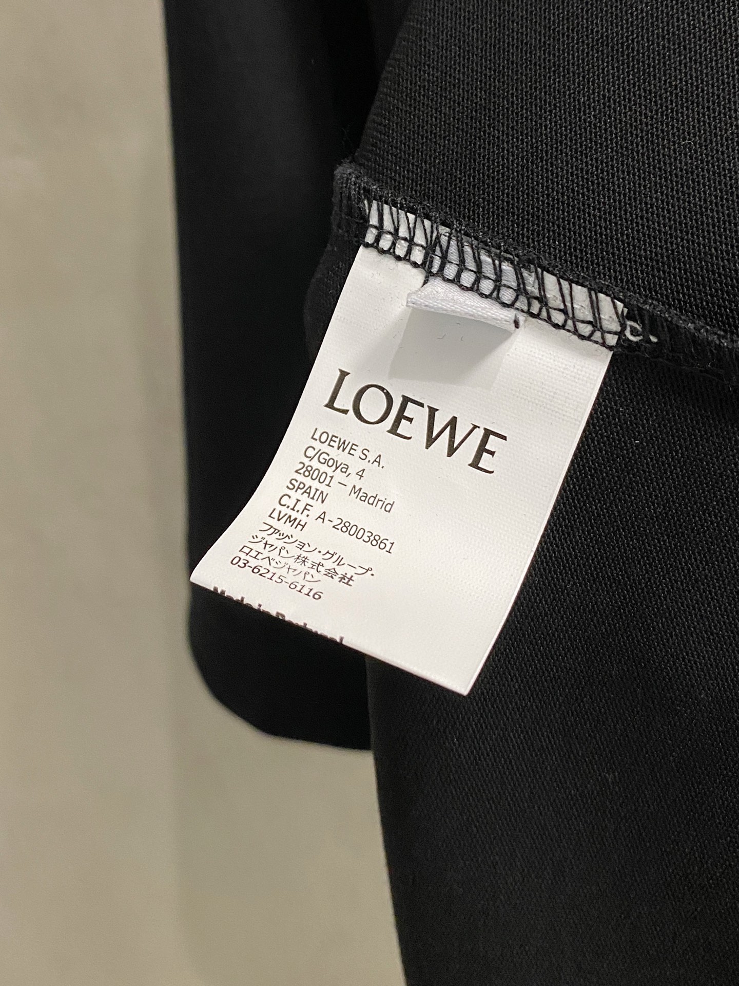 LOW罗意威2026ss夏季最新品，时尚休闲圆领短袖T恤，棉+索罗娜面料，舒适透气，顶级刺绣🪡工艺字母图