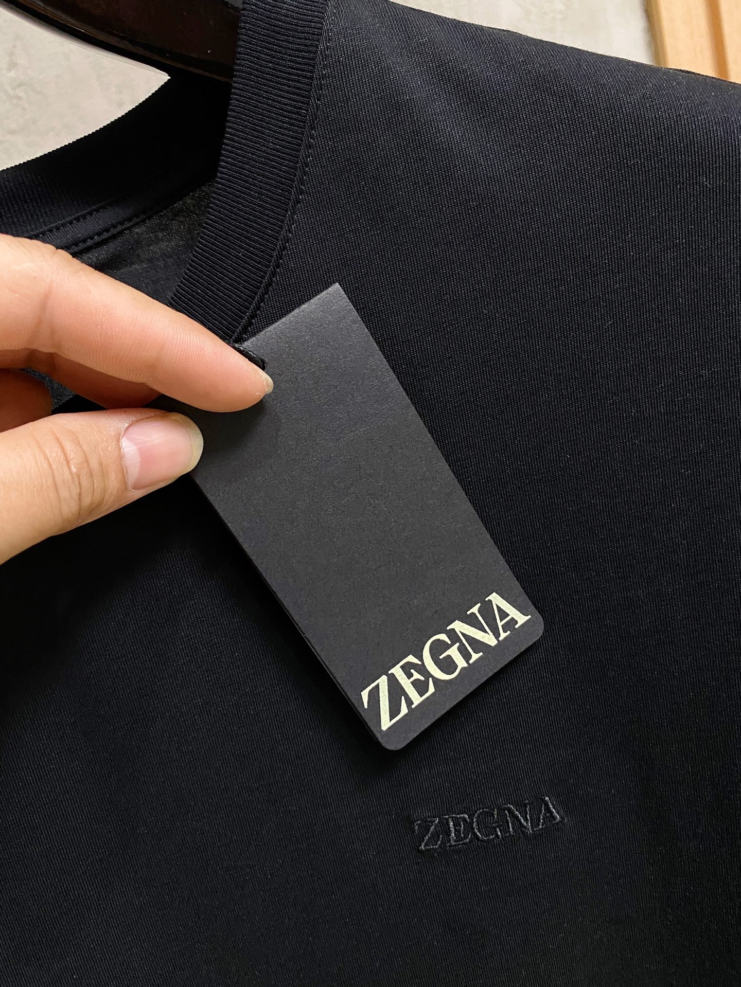 ZZ杰尼亚2026ss夏季最新品，专柜同步有售，时尚休闲圆领短袖T恤，采用进口原版面料，棉+索罗娜面料，