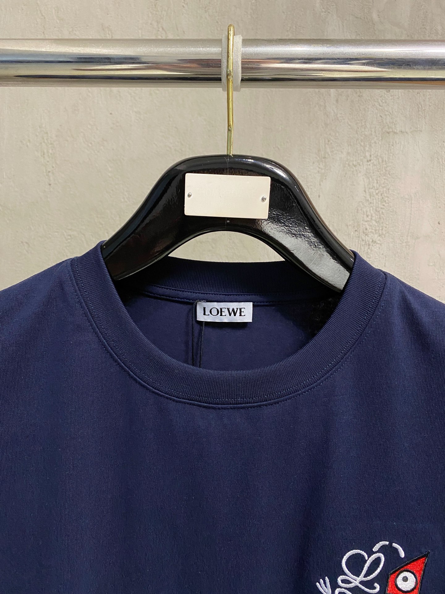 LOW罗意威2026ss夏季最新品，时尚休闲圆领短袖T恤，棉+索罗娜面料，舒适透气，顶级刺绣🪡工艺字母图