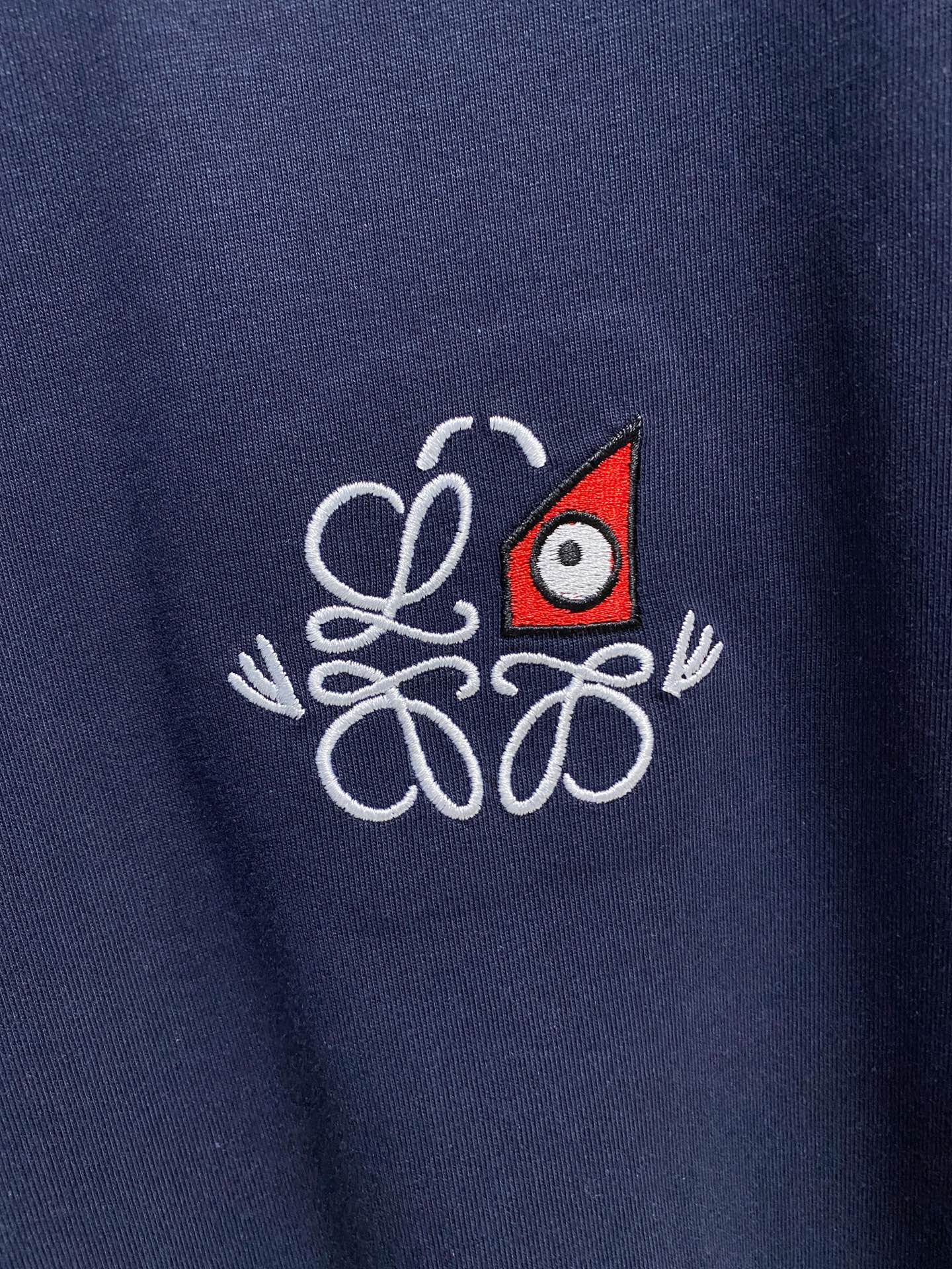 LOW罗意威2026ss夏季最新品，时尚休闲圆领短袖T恤，棉+索罗娜面料，舒适透气，顶级刺绣🪡工艺字母图