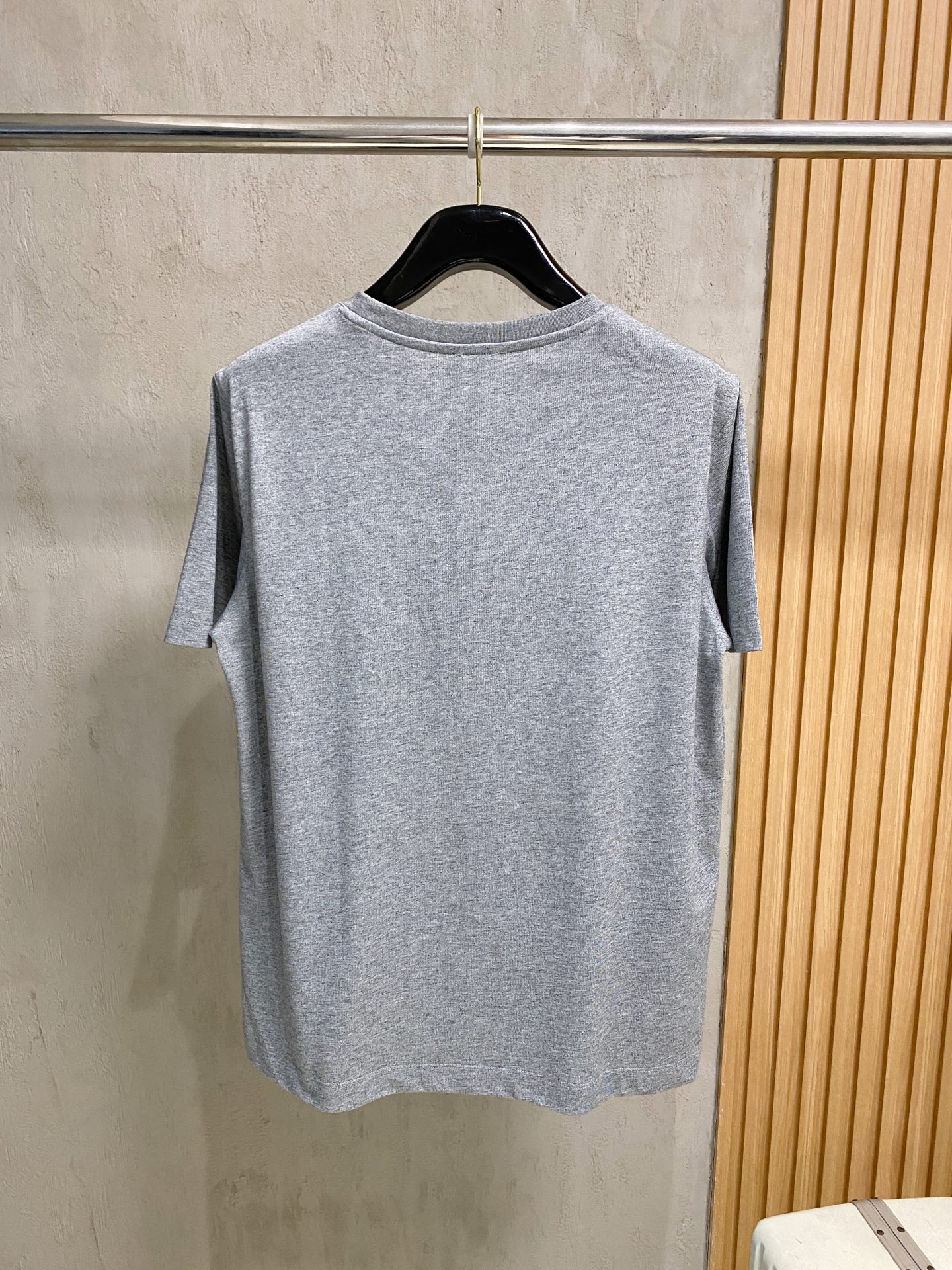 ZZ杰尼亚2026ss夏季最新品，专柜同步有售，时尚休闲圆领短袖T恤，采用进口原版面料，棉+索罗娜面料，