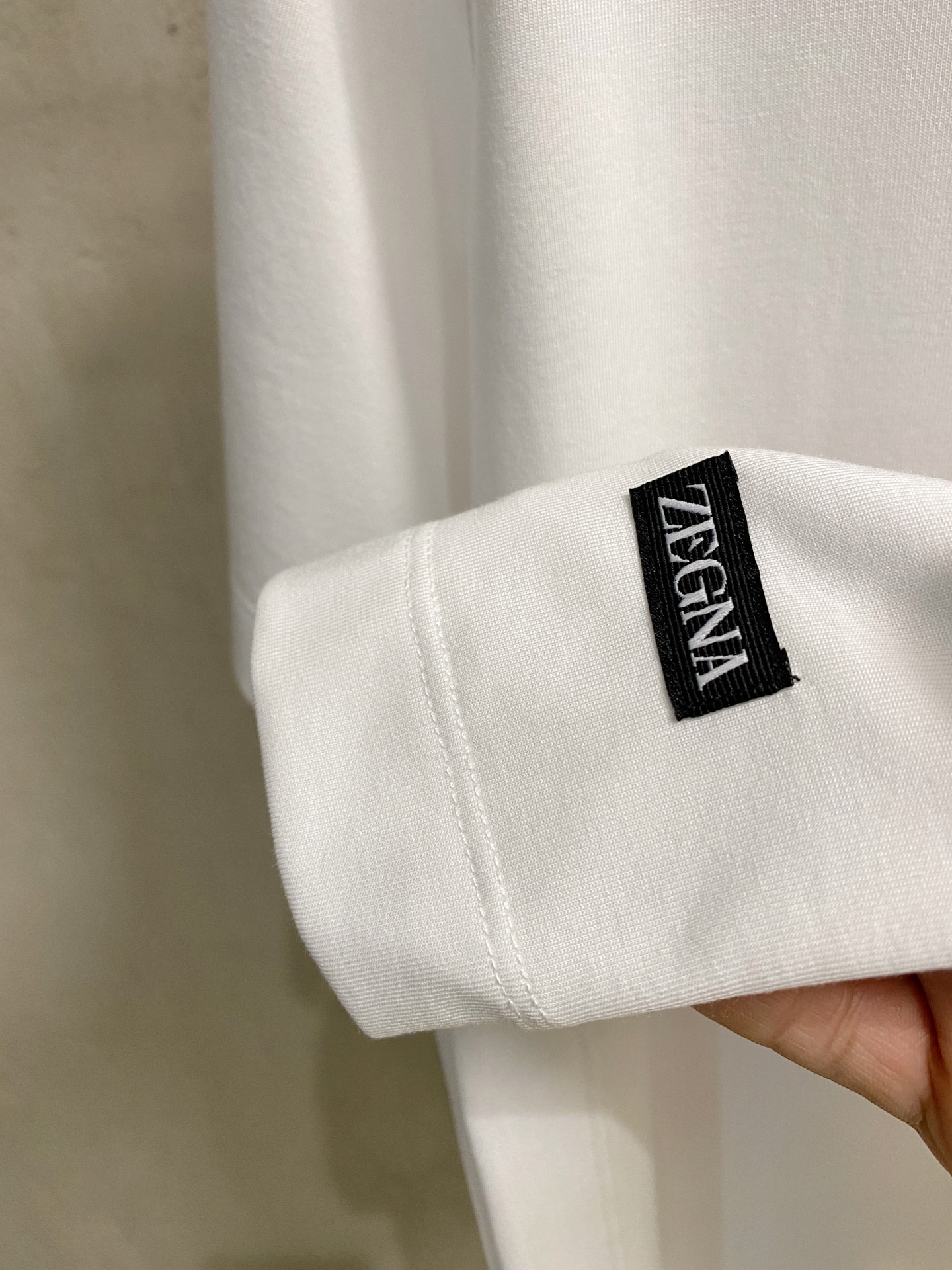 ZZ杰尼亚2026ss夏季最新品，专柜同步有售，时尚休闲圆领短袖T恤，采用进口原版面料，棉+索罗娜面料，