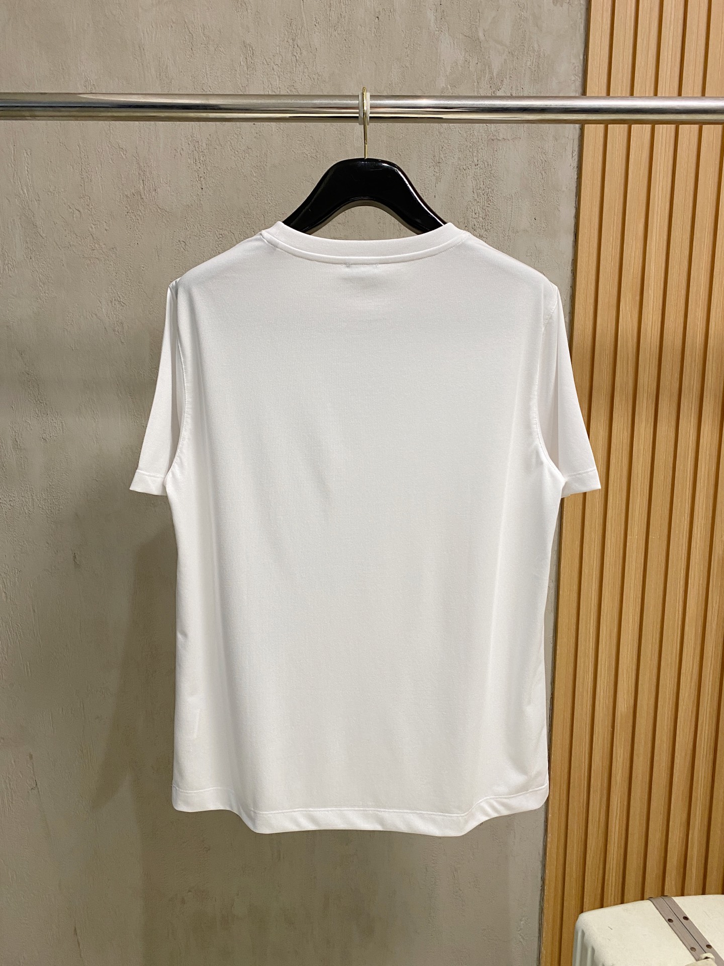 KITON家2026ss夏季最新品，专柜同步有售，时尚休闲圆领短袖T恤，采用进口原版面料，棉+索罗娜面料