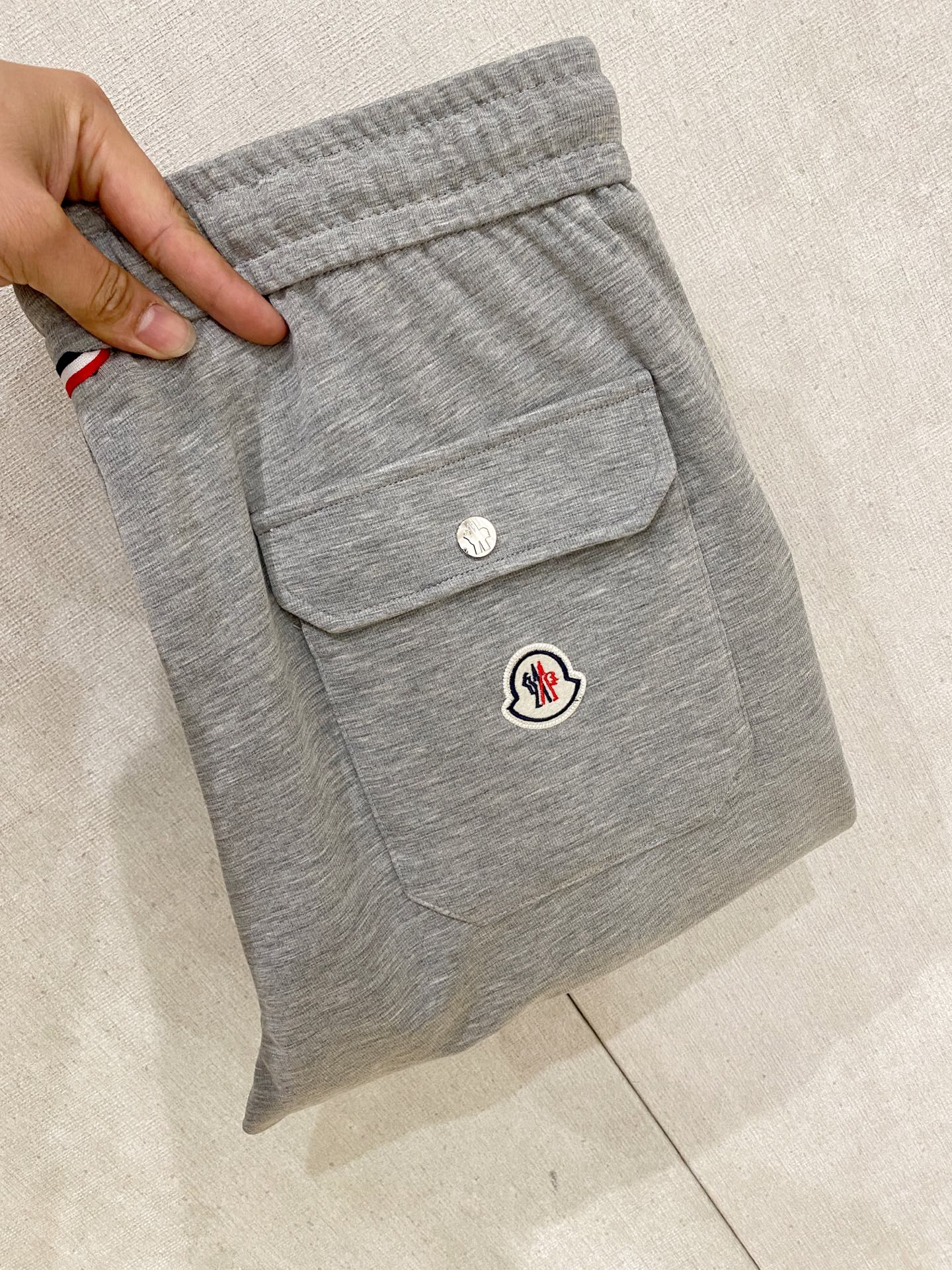 NO:746586,Moncler Meng Mouth 2026 Spring and Summer New Casual Pants Size M-4XL,,Moncler,19860909Moncler 蒙口2026春夏新款休闲裤 码数M-4XL,,Moncler,,Men's clothing