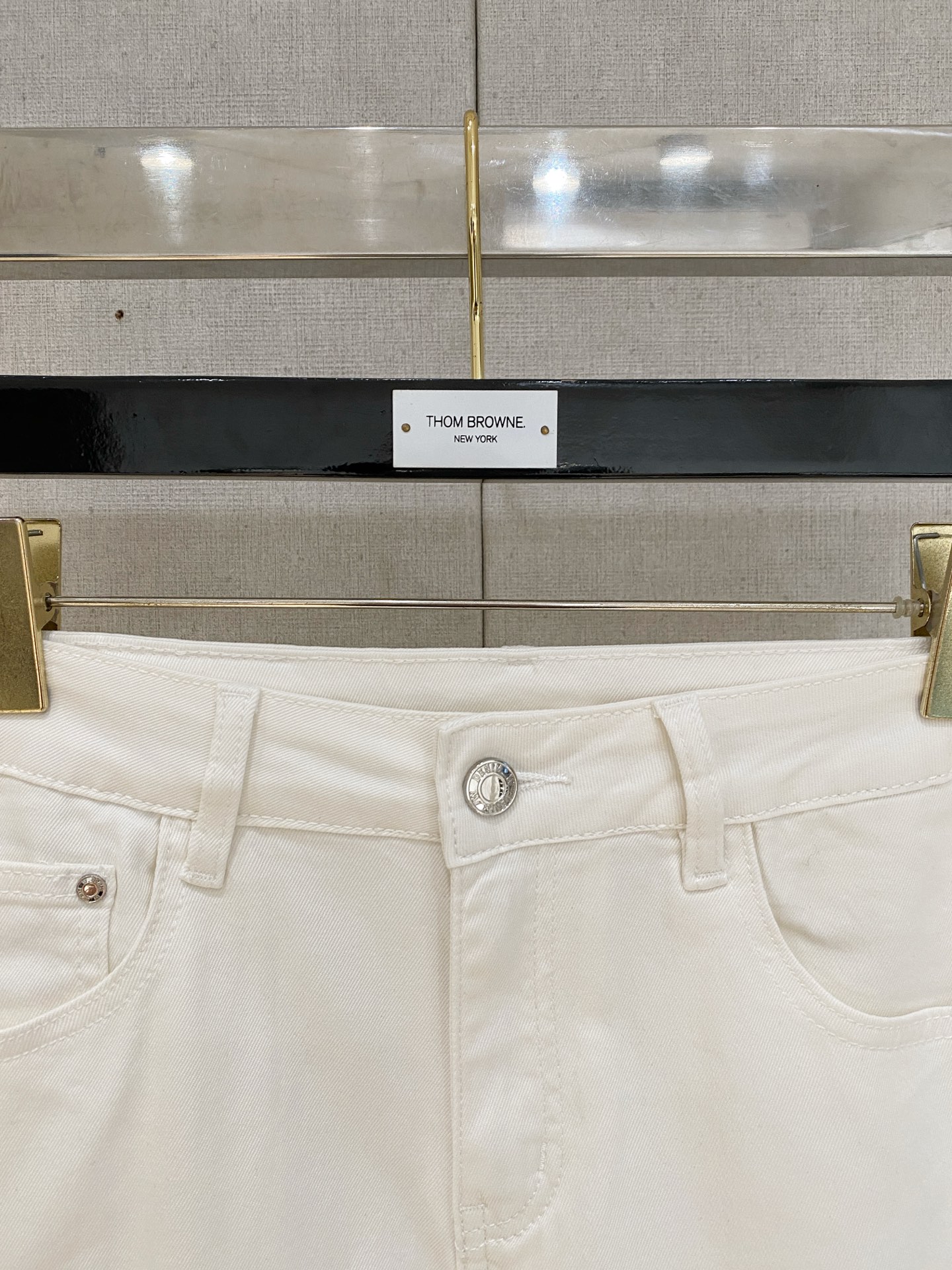 Brunello Cucinelli💎2026夏季短裤最新⚡️推出男士薄款牛仔短裤新品！重工水洗牛仔面料