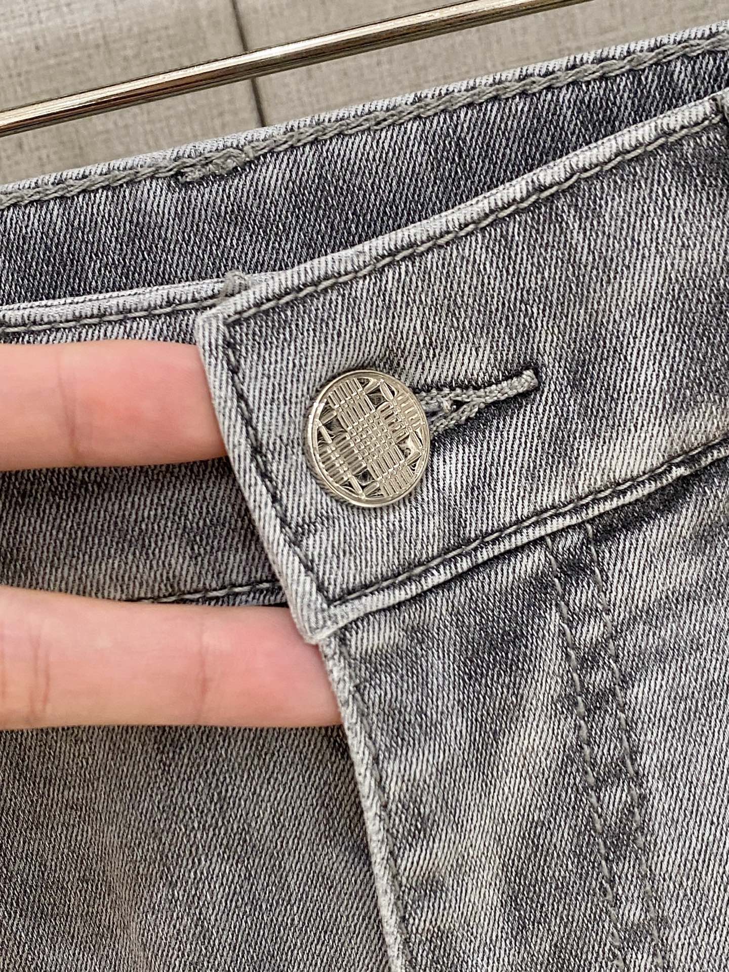 772905
