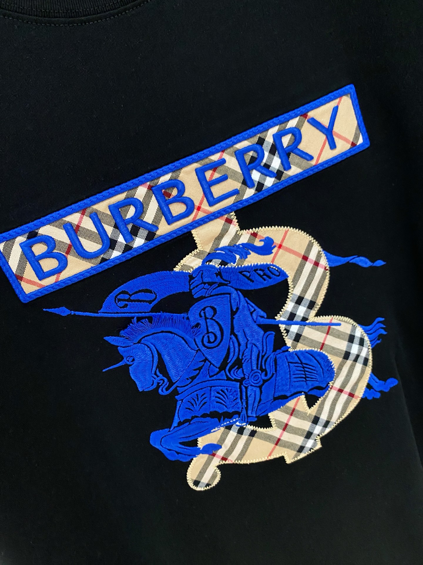 772761