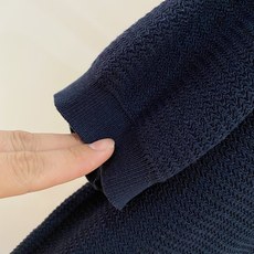 Loro piana 百搭款来了哦!麻棉混纺马鞍肩设计圆领开扣领针织衫短袖T恤】解锁夏日万能搭子:男士圆 Loro piana 百搭款来了哦!麻棉混纺马鞍肩设计圆领开扣领针织衫短袖T恤】解锁夏日万能搭子:男士圆