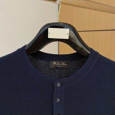 Loro piana 百搭款来了哦!麻棉混纺马鞍肩设计圆领开扣领针织衫短袖T恤】解锁夏日万能搭子:男士圆 Loro piana 百搭款来了哦!麻棉混纺马鞍肩设计圆领开扣领针织衫短袖T恤】解锁夏日万能搭子:男士圆