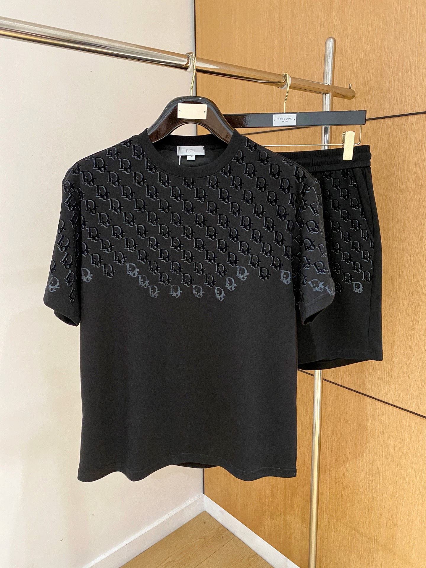 Dior Gradient D Logo T-shirt Shorts Set
