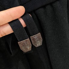 高级货 <醋酸羊毛面料> (整套不拆) 26秋冬最新款式 专柜官网同步发售!辅料全部原版定制出品,贸易公司真品订单。高级 高级货 <醋酸羊毛面料> (整套不拆) 26秋冬最新款式 专柜官网同步发售!辅料全部原版定制出品,贸易公司真品订单。高级