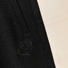 高级货 <醋酸羊毛面料> (整套不拆) 26秋冬最新款式 专柜官网同步发售!辅料全部原版定制出品,贸易公司真品订单。高级 高级货 <醋酸羊毛面料> (整套不拆) 26秋冬最新款式 专柜官网同步发售!辅料全部原版定制出品,贸易公司真品订单。高级