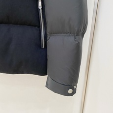 羽绒服 高级货 <羽绒系列> 26秋冬最新款式 专柜官网同步发售!辅料全部原版定制出品,贸易公司真品订单。高级定制进口面 羽绒服 高级货 <羽绒系列> 26秋冬最新款式 专柜官网同步发售!辅料全部原版定制出品,贸易公司真品订单。高级定制进口面