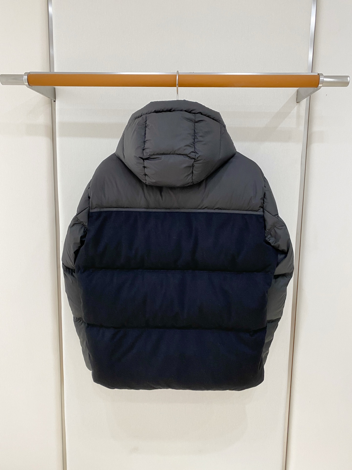 羽绒服 高级货 <羽绒系列> 26秋冬最新款式 专柜官网同步发售!辅料全部原版定制出品,贸易公司真品订单。高级定制进口面 羽绒服 高级货 <羽绒系列> 26秋冬最新款式 专柜官网同步发售!辅料全部原版定制出品,贸易公司真品订单。高级定制进口面