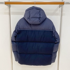 羽绒服 高级货 <羽绒系列> 26秋冬最新款式 专柜官网同步发售!辅料全部原版定制出品,贸易公司真品订单。高级定制进口面 羽绒服 高级货 <羽绒系列> 26秋冬最新款式 专柜官网同步发售!辅料全部原版定制出品,贸易公司真品订单。高级定制进口面