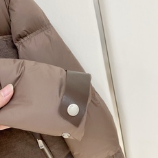 羽绒服 高级货 <羽绒系列> 26秋冬最新款式 专柜官网同步发售!辅料全部原版定制出品,贸易公司真品订单。高级定制进口面 羽绒服 高级货 <羽绒系列> 26秋冬最新款式 专柜官网同步发售!辅料全部原版定制出品,贸易公司真品订单。高级定制进口面