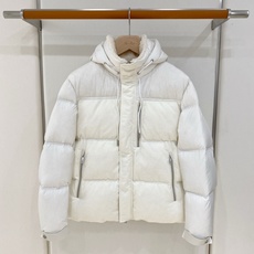 羽绒服 高级货 <羽绒系列> 26秋冬最新款式 专柜官网同步发售!辅料全部原版定制出品,贸易公司真品订单。高级定制进口面 羽绒服 高级货 <羽绒系列> 26秋冬最新款式 专柜官网同步发售!辅料全部原版定制出品,贸易公司真品订单。高级定制进口面