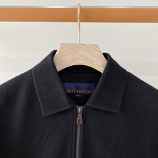 主推爆款🔥🔥LV# 翻领针织夹克外套 独家首发秋冬新品🆕🆕路易威登官网最新设计款、 2026官网专柜同步在售系列‼️顶 主推爆款🔥🔥LV# 翻领针织夹克外套 独家首发秋冬新品🆕🆕路易威登官网最新设计款、 2026官网专柜同步在售系列‼️顶