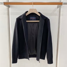 主推爆款🔥🔥LV# 翻领针织夹克外套 独家首发秋冬新品🆕🆕路易威登官网最新设计款、 2026官网专柜同步在售系列‼️顶 主推爆款🔥🔥LV# 翻领针织夹克外套 独家首发秋冬新品🆕🆕路易威登官网最新设计款、 2026官网专柜同步在售系列‼️顶