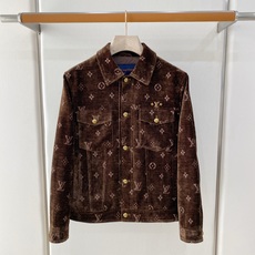 主推爆款🔥🔥LV# 翻领满身提花丝绒牛仔款夹克 独家首发秋冬新品🆕🆕路易威登官网最新设计款、 2026官网专柜同步在售 主推爆款🔥🔥LV# 翻领满身提花丝绒牛仔款夹克 独家首发秋冬新品🆕🆕路易威登官网最新设计款、 2026官网专柜同步在售