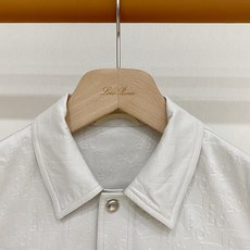 主推爆款🔥🔥DIOR# 满身压花牛仔款夹克 独家首发秋冬新品🆕🆕迪奥官网最新设计款、 2026官网专柜同步在售系列‼️ 主推爆款🔥🔥DIOR# 满身压花牛仔款夹克 独家首发秋冬新品🆕🆕迪奥官网最新设计款、 2026官网专柜同步在售系列‼️