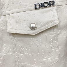 主推爆款🔥🔥DIOR# 满身压花牛仔款夹克 独家首发秋冬新品🆕🆕迪奥官网最新设计款、 2026官网专柜同步在售系列‼️ 主推爆款🔥🔥DIOR# 满身压花牛仔款夹克 独家首发秋冬新品🆕🆕迪奥官网最新设计款、 2026官网专柜同步在售系列‼️