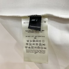 FENDI 芬迪 2026FW秋冬新款立体刺绣字母短袖T恤✨ 甄选重磅高支长绒棉面料,厚实垂顺、亲肤透气,单穿清爽,秋冬 FENDI 芬迪 2026FW秋冬新款立体刺绣字母短袖T恤✨ 甄选重磅高支长绒棉面料,厚实垂顺、亲肤透气,单穿清爽,秋冬