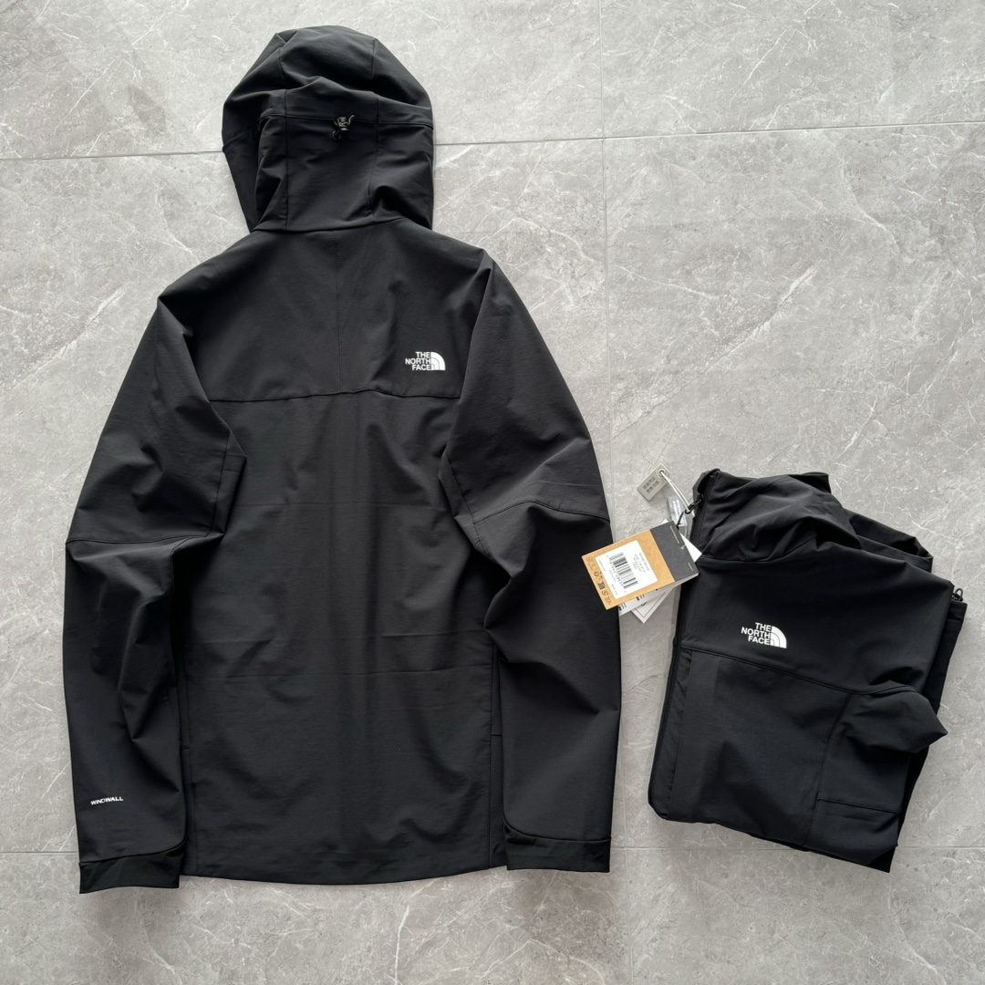 发215💰北面男防风防泼水软壳外套连帽夹克户外TheNorthFace|89TK
连衣帽
休闲运动 挡风呵护
功能性胸袋
造型感与实用性兼具
WINDWALL
经防泼水处理 耐久防
WINDWALL 防风防泼水面料
经 DWR防泼水处理,有效抵御冷风入侵,减少身体热量损失;
同时维持足够空气流动,确保干燥不闷,适合多变天气。
衣服下摆 有抽绳调节
颜色 黑色 (尺码偏大)
M连肩80袖胸围110后衣长72
建议110-135斤
L连肩82袖胸围114后衣长74
建议135-155斤
XL连肩83袖胸围118后衣长76
建议155-175斤
XXL连肩84袖胸围122后衣长78
建议175-200斤