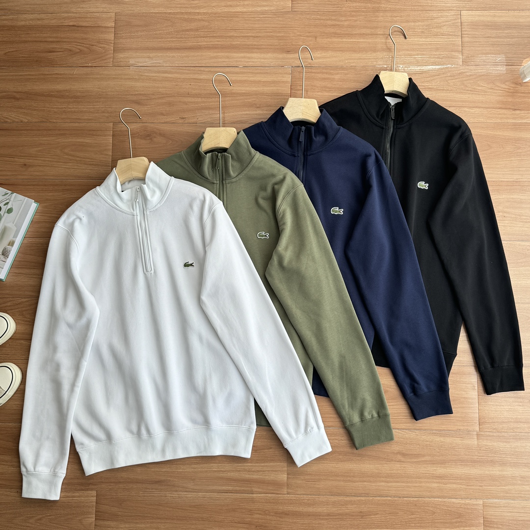 发105💰!店主严选!LAC0ST法国鳄鱼🐊25春季新款男士时尚立领纯色半拉链卫衣,客供毛圈面料舒适柔软细腻亲肤。半拉链设计非常时尚内穿外搭,适合各种场景都行非常好看
颜色:卡其绿,白色,藏青色,黑色
码数:M,L,XL,2XL
半拉链卫衣尺码表
尺码 肩宽 胸围 衣长 袖长 推荐尺码
M 44.5 104 69 63 130斤左右
L 46.5 108 70 64 145斤左右
XL 48.5 114 71 65 165斤左右
2XL 50.5 120 72 66 185斤左右