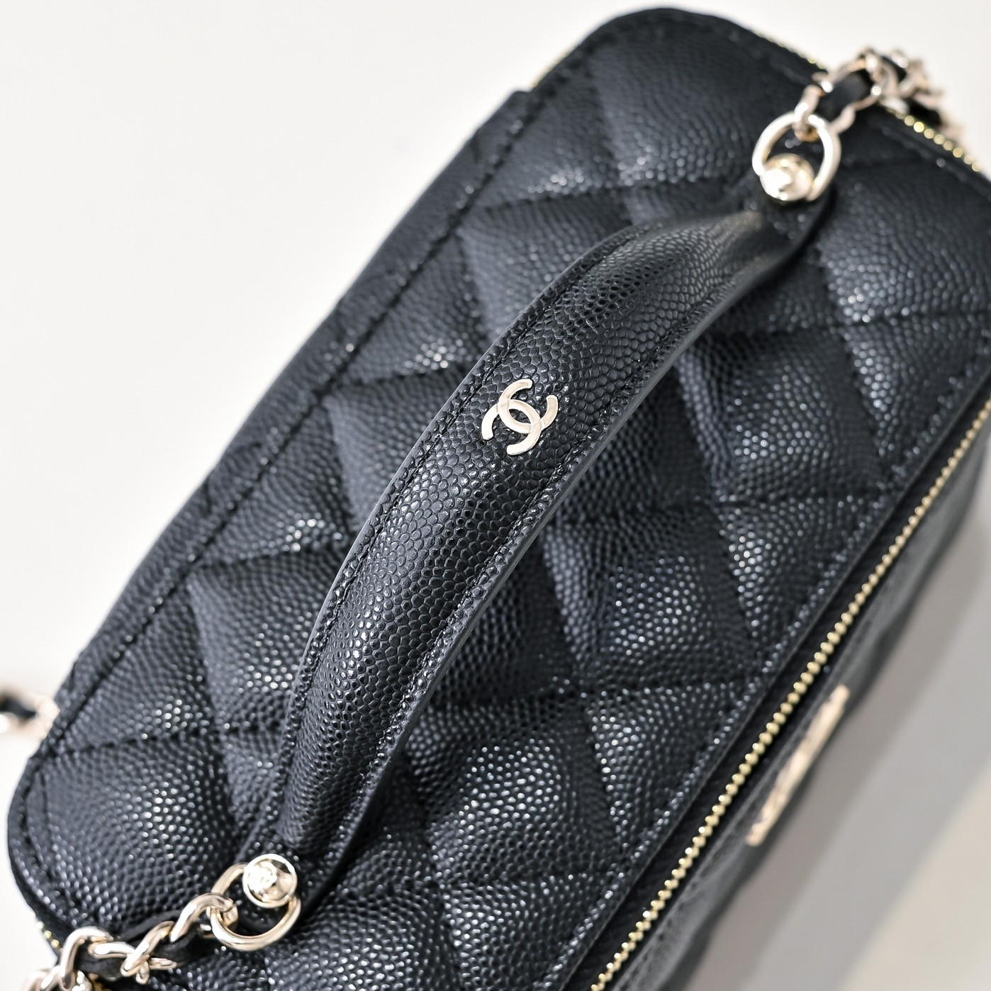 Chanel Style Leather Chain Bag style reference detail image 5 from source 776524