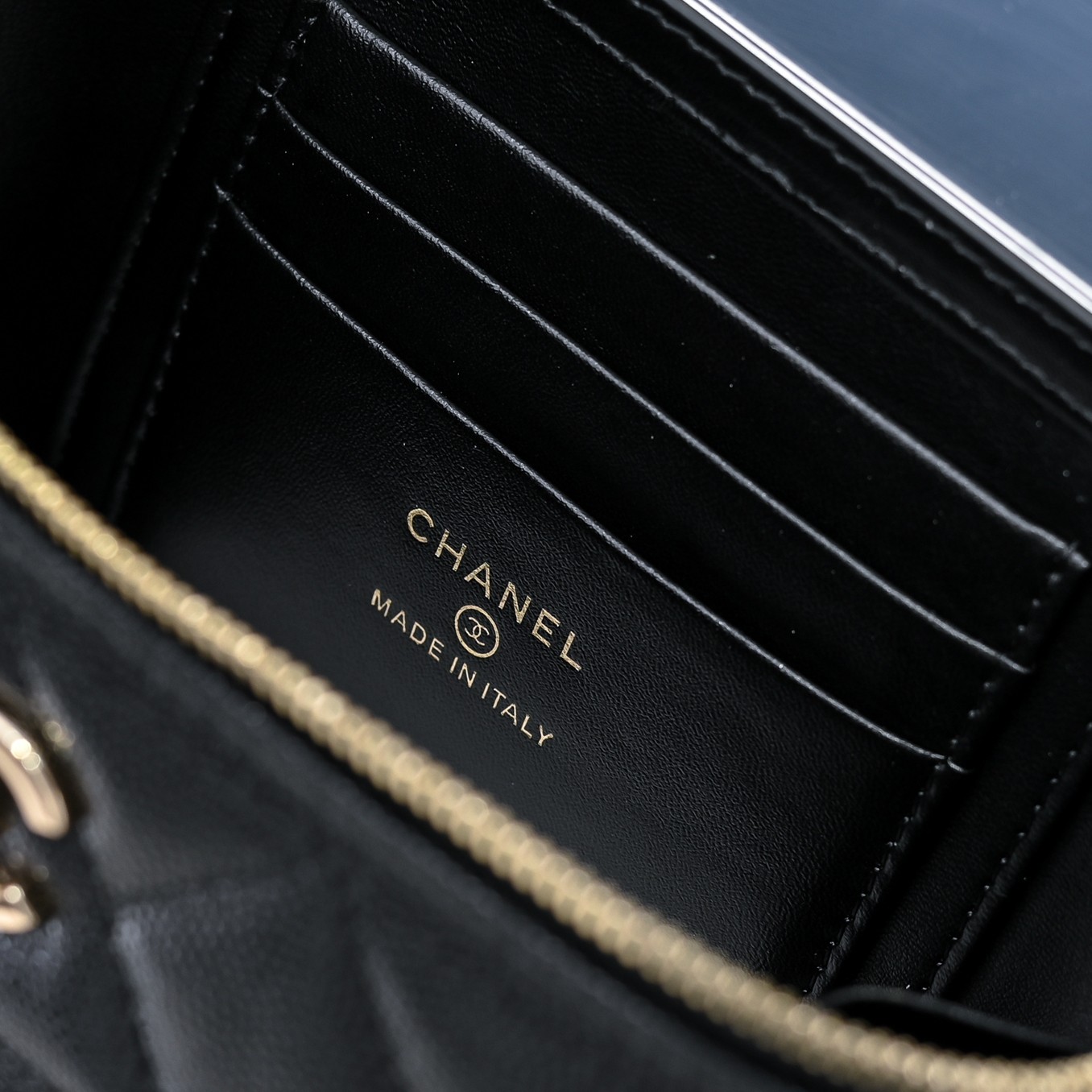 Chanel Style Leather Chain Bag style reference detail image 9 from source 776524