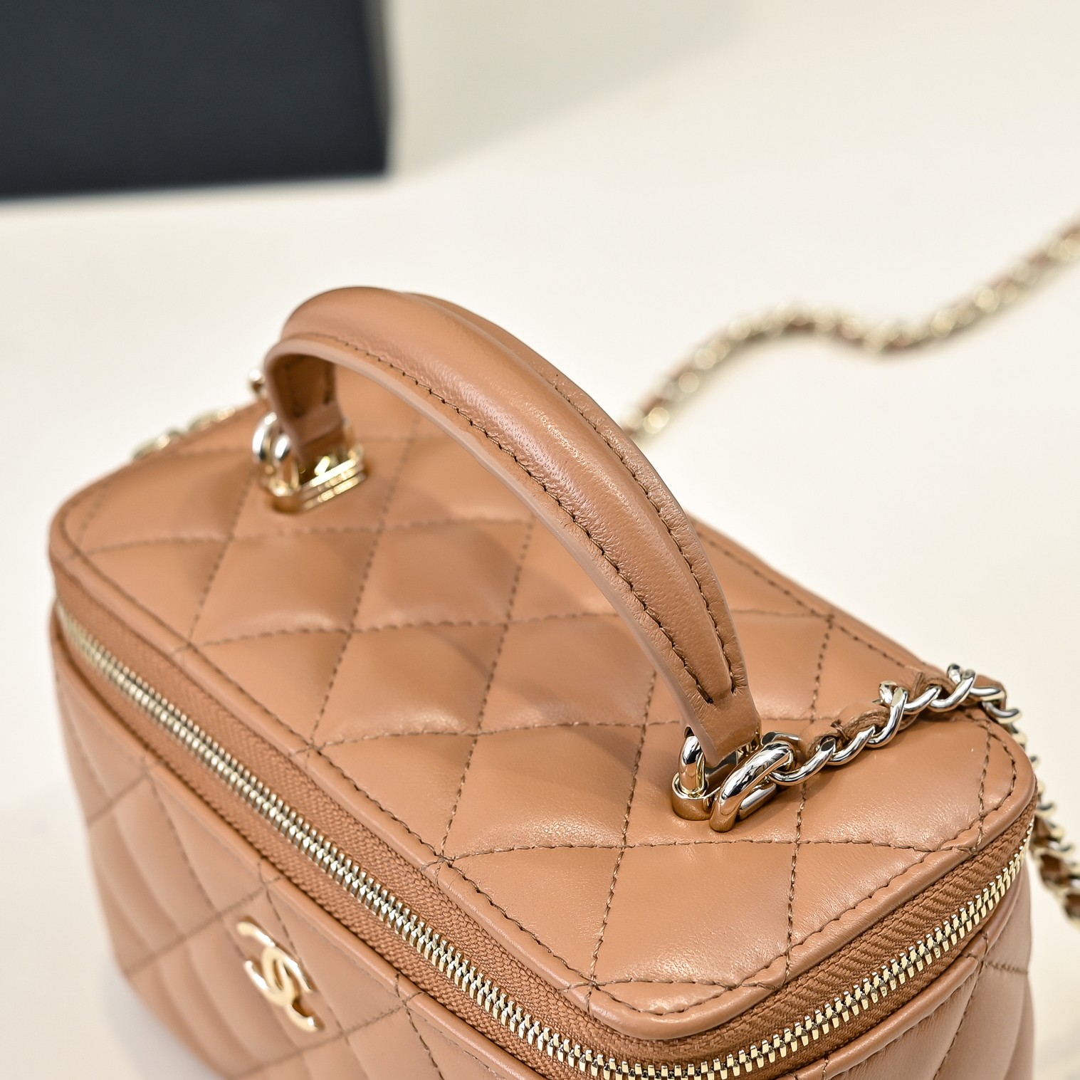 Chanel Style Leather Bag style reference detail image 5 from source 776537