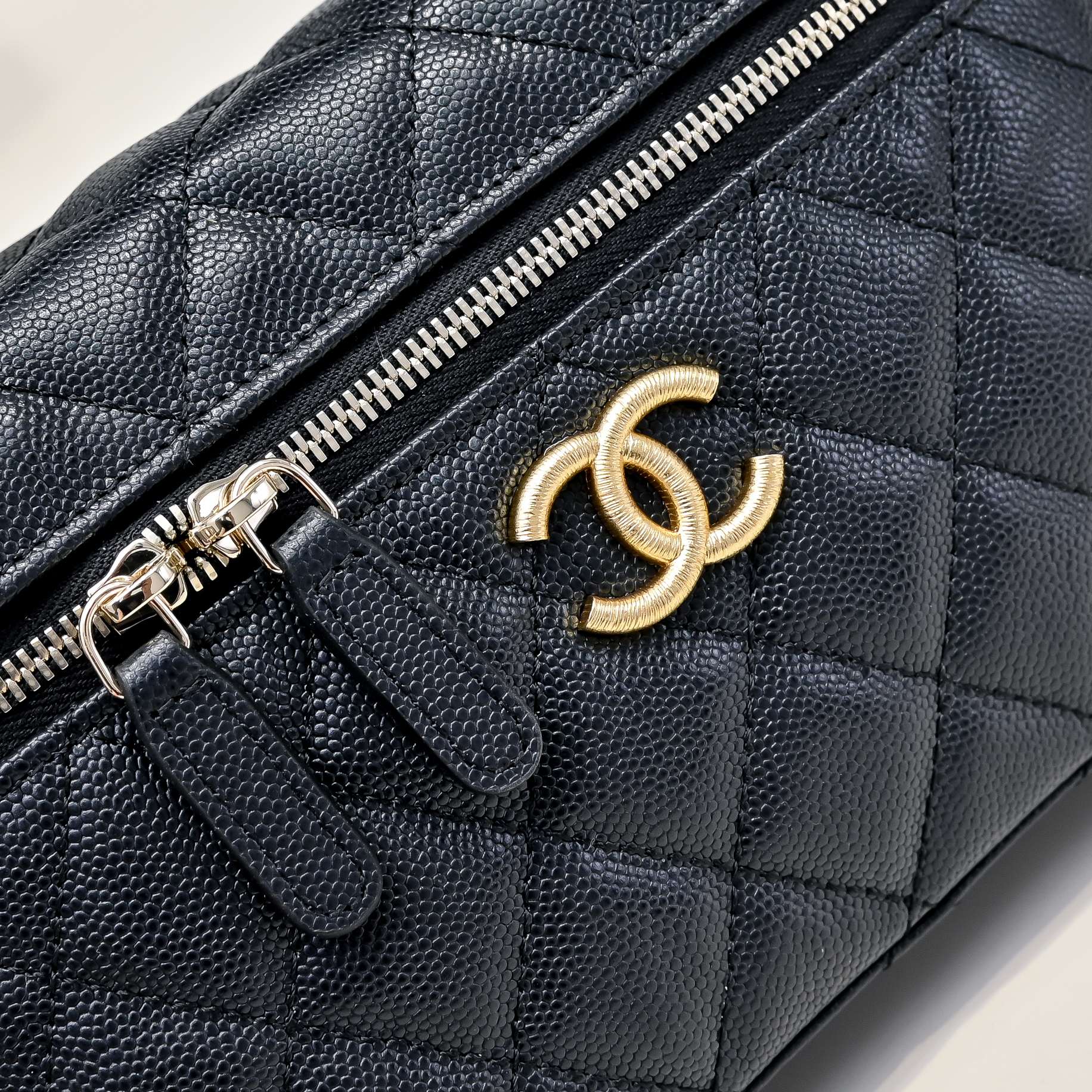 Chanel Style Leather Chain Bag style reference detail image 4 from source 776572