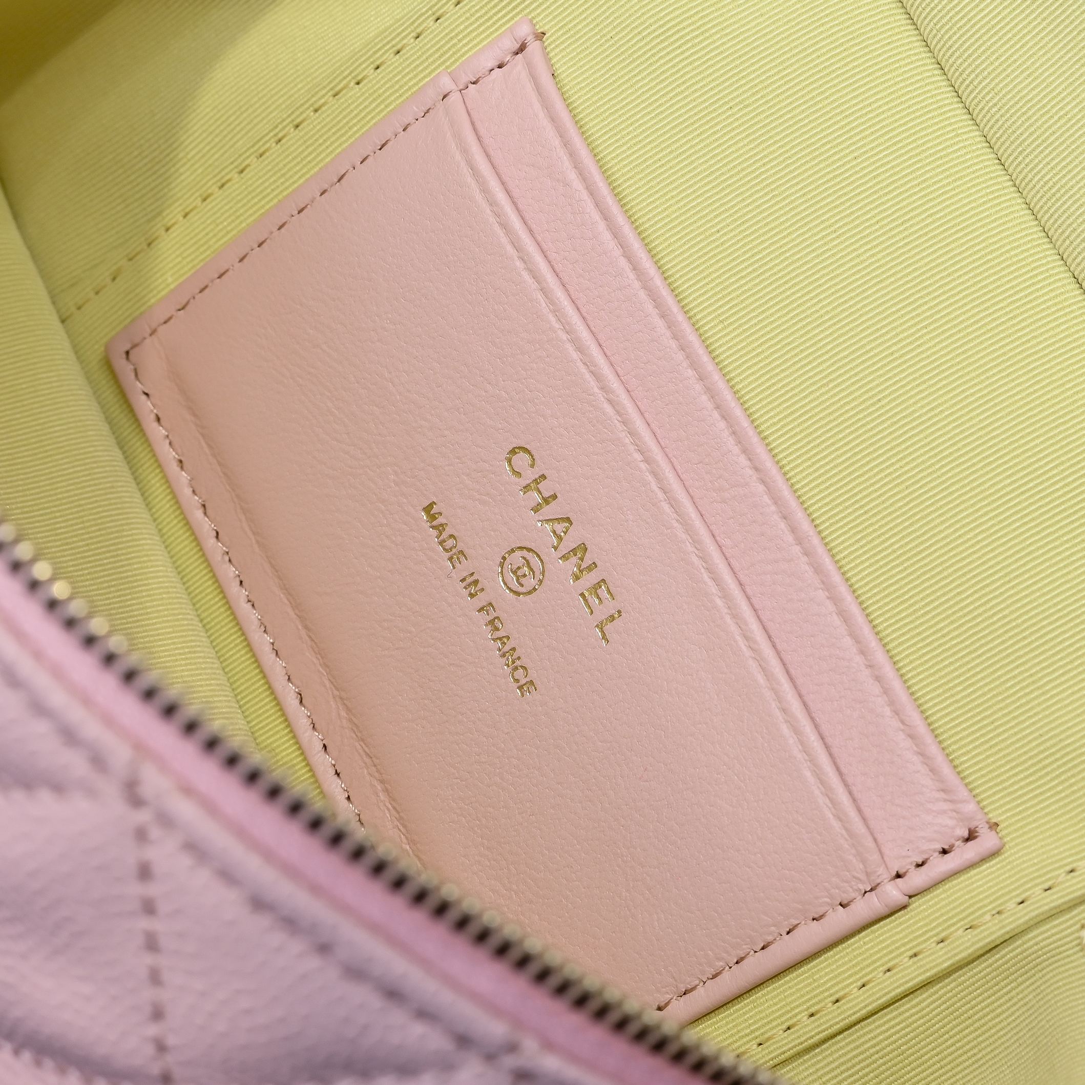 Chanel Style Leather Chain Bag style reference detail image 9 from source 776573