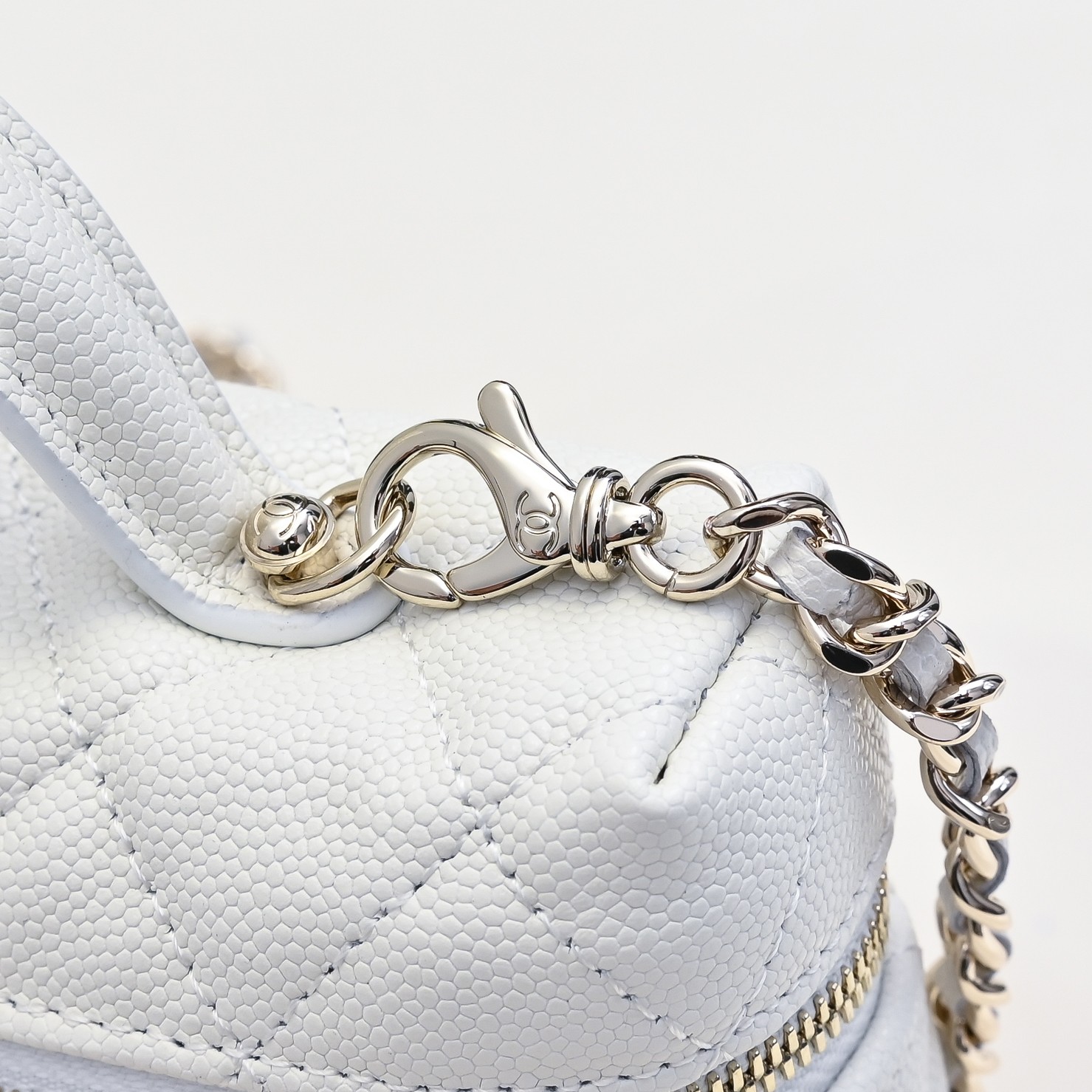 Chanel Style Leather Clutch Bags detail image 5 from source 776564