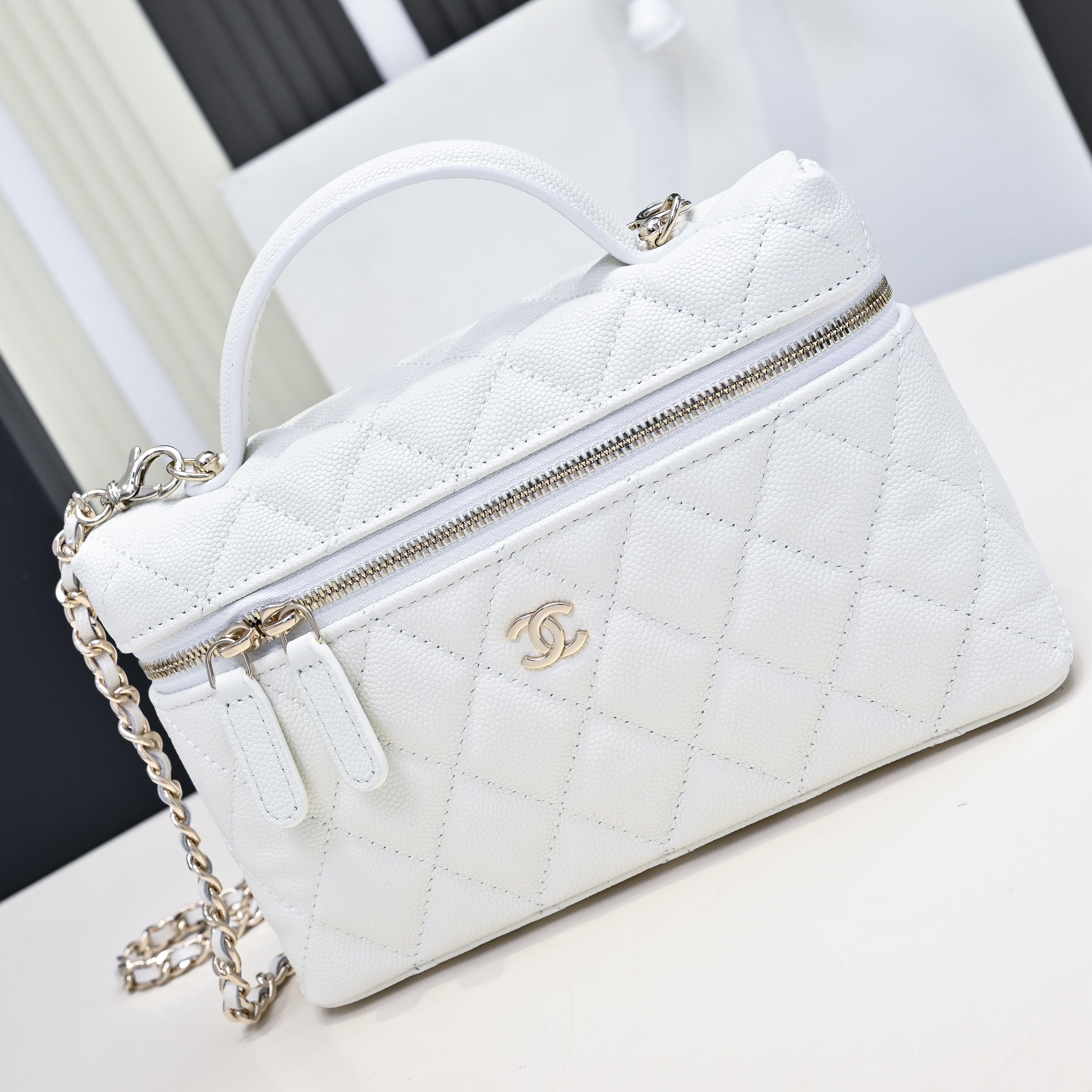 Chanel Style Leather Clutch Bags detail image 6 from source 776564