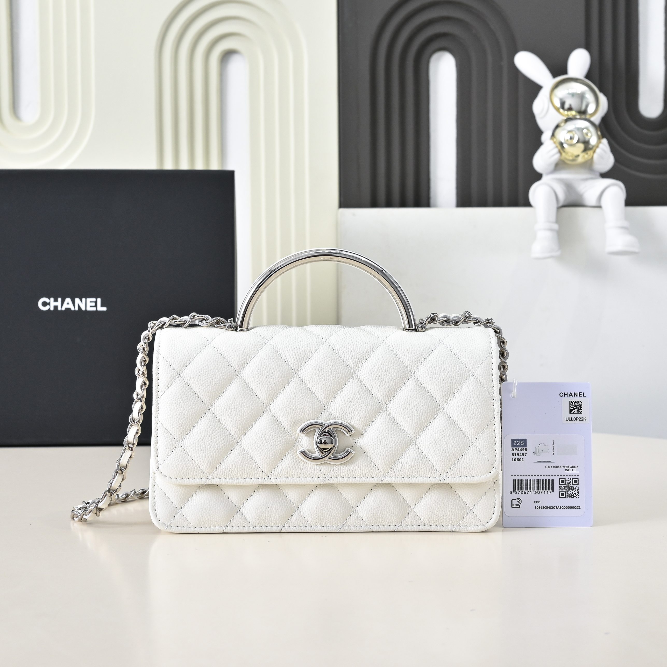 Bolso acordeón oculto de 25p con asa negra y plateada, color negro y plateado, asa de metal, ¡me gustan todos los eleme…