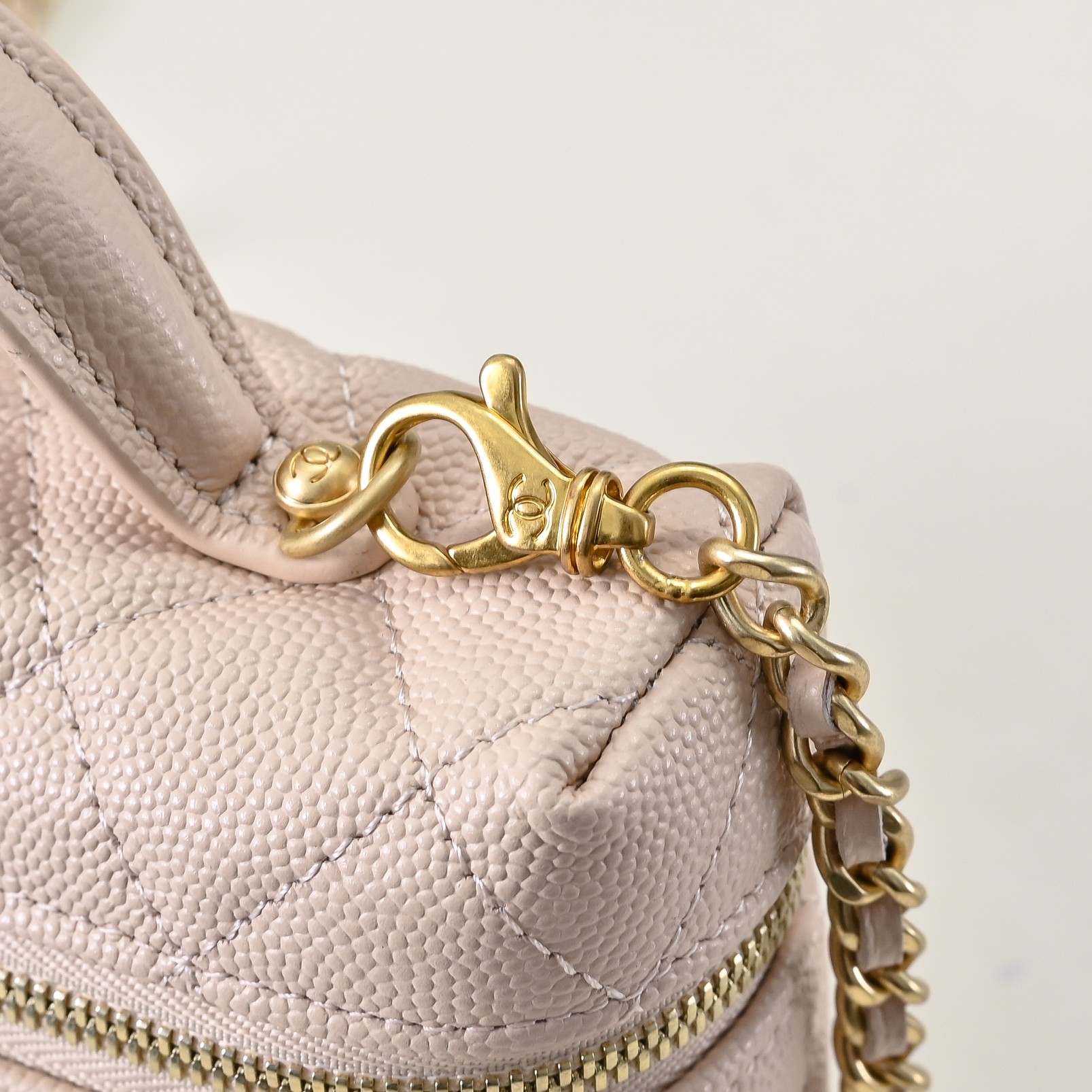Chanel Style Leather Chain Bag style reference detail image 6 from source 776570