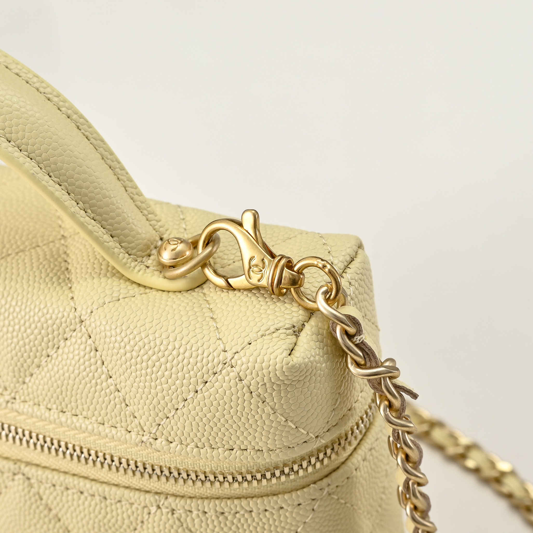 Chanel Style Leather Chain Bag style reference detail image 6 from source 776571