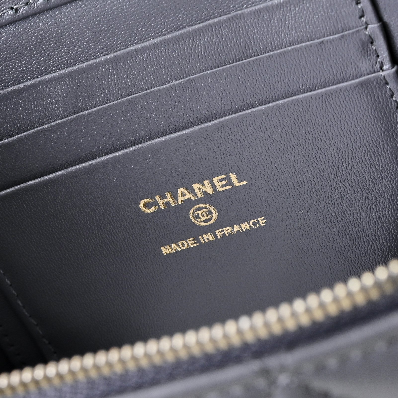 Chanel Style Leather Chain Bag style reference detail image 8 from source 776541