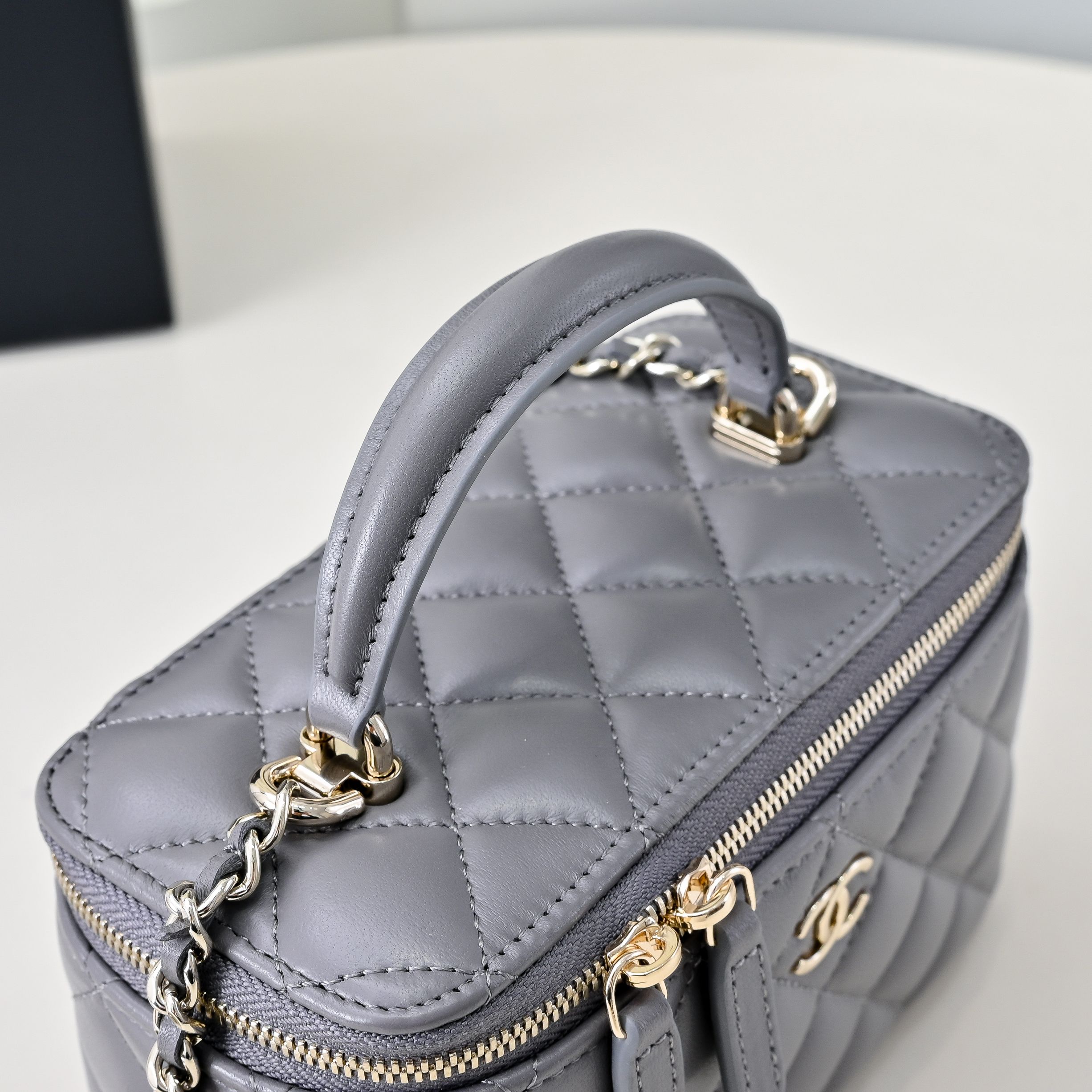 Chanel Style Leather Chain Bag style reference detail image 4 from source 776541