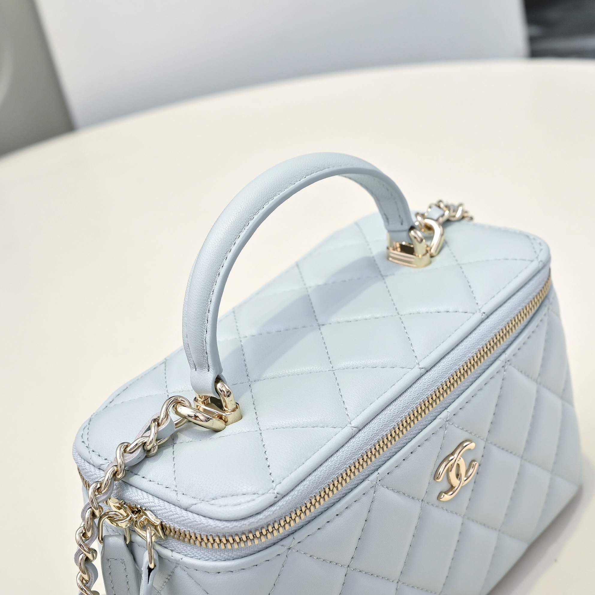 Chanel Style Leather Chain Bag style reference detail image 5 from source 776536