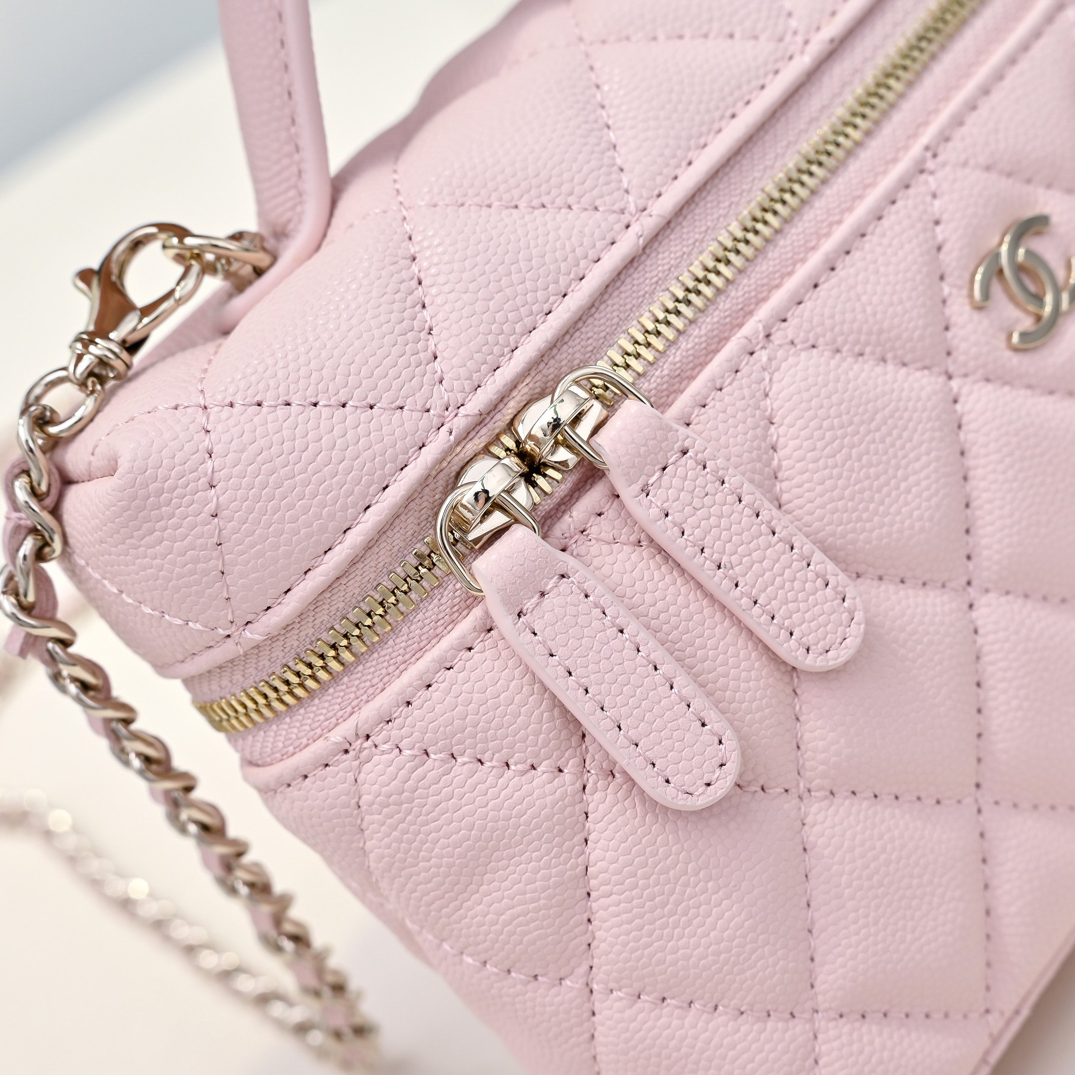 Chanel Style Leather Clutch Bags detail image 5 from source 776565