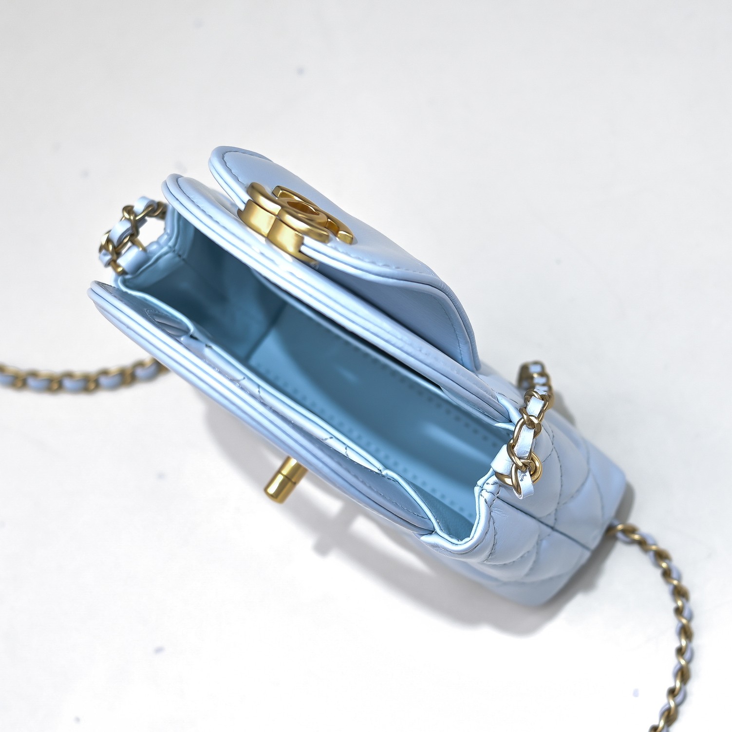 Chanel Style Leather Top Handle Bag style reference detail image 6 from source 776488